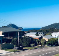 31 Kerrigan St - large home with water views  boat parking - New Castle Tourism