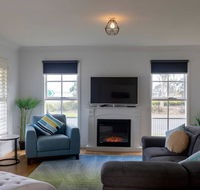 5 Bedroom Close to Beach and Moorpanyal Park - New Castle Tourism