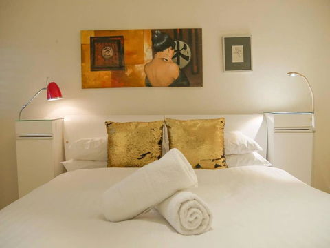 5 Star In Prime Double Bay Location With Balcony - Newcastle Accommodation 1