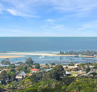 91 Berrambool Drive - Newcastle Accommodation