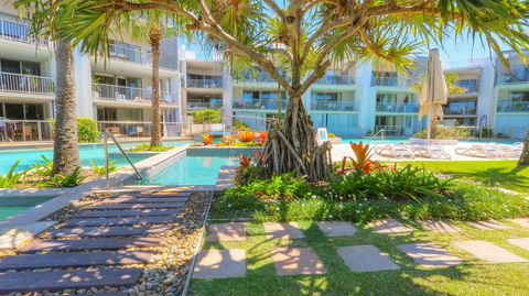 A Deluxe Swim Up - Drift Apartments South - Newcastle Accommodation 3