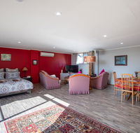 A Lismar Lodge Cottage - Newcastle Accommodation