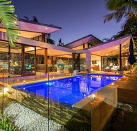 A PERFECT STAY - Amalfi Villa - Newcastle Accommodation