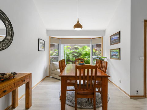 A Villa On 7th - Newcastle Accommodation 3