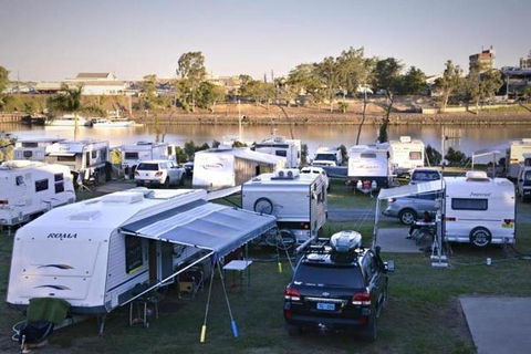 AAOK Riverdale Caravan Park - New Castle Tourism 0