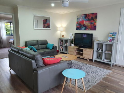 Abalone Guest Accommodation - Newcastle Accommodation 0