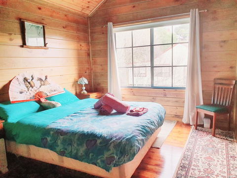 Abelia Cottages SPA Lakeside COTTAGE No 2 - Newcastle Accommodation 2