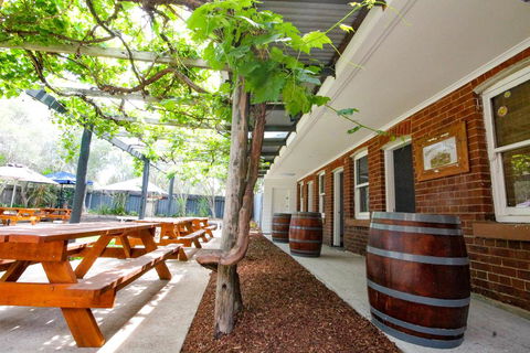 Abermain Hotel - Newcastle Accommodation 0