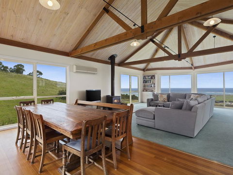 Acacia Brae - Newcastle Accommodation 1