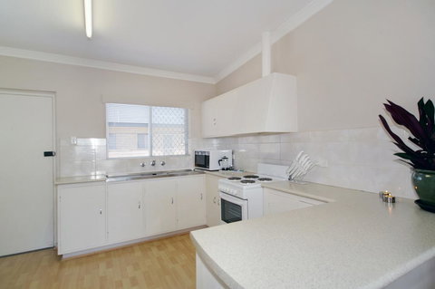 Acacia Holiday & Business Stay - Newcastle Accommodation 3