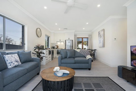 Accommodation Hunter - Adams Street Maitland - Newcastle Accommodation 3