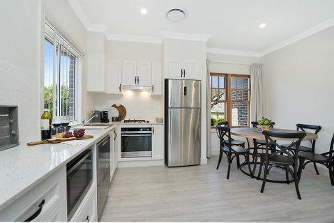 Accommodation Hunter - Adams Street Maitland - Newcastle Accommodation 2