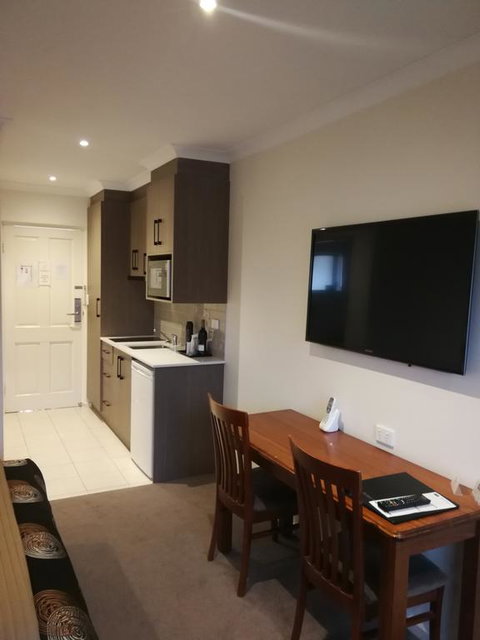 Addison Motor Inn - Newcastle Accommodation 3