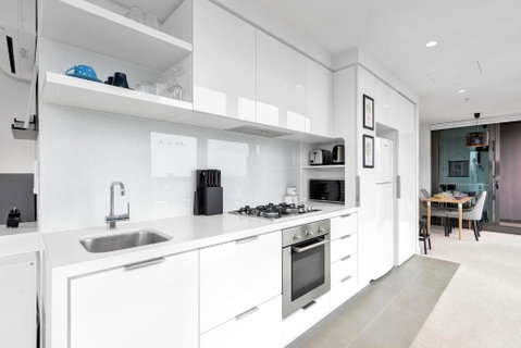 EPORO Tower Modern Apartments Melbourne Central CBD - Newcastle Accommodation 3