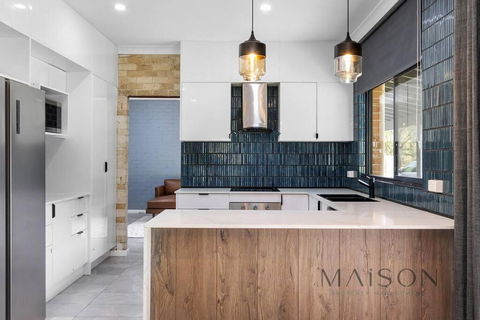 Family Getaway In Salt Ash - Newcastle Accommodation 0