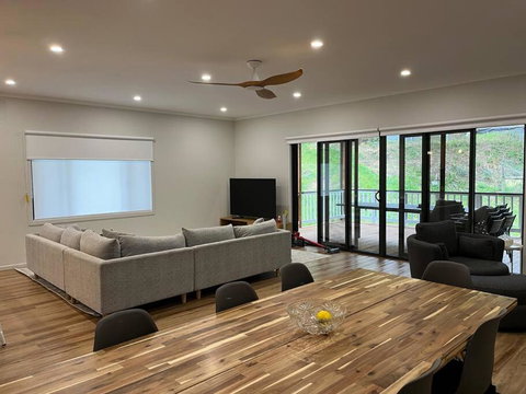 Hakuna Matata - Venus Bay - Newcastle Accommodation 1