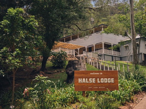 Halse Lodge Noosa Heads - Newcastle Accommodation 0