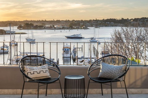 Harbour Haven Townhouse - Newcastle Accommodation 1
