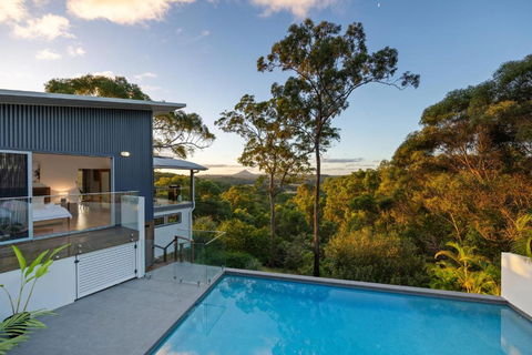 Hinterland Dreamers Poolside Retreat - Newcastle Accommodation 2