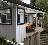 Adrift at Ventnor on Phillip Island Pets - New Castle Tourism