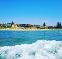 Al Mare Beachfront Retreat - Newcastle Accommodation