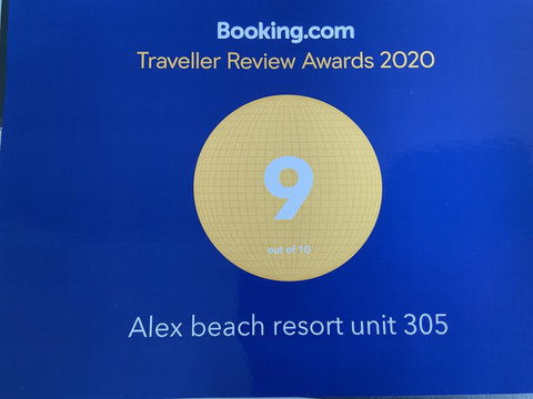 Alex Beach Resort Unit 305 - Newcastle Accommodation 2
