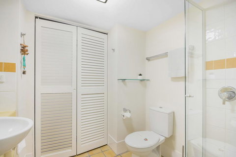 ALEXANDRA BEACH RESORT-ALEX412 - Newcastle Accommodation 2