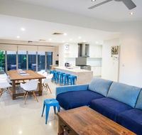 Alexandra Headland Luxury Townhouse - New Castle Tourism