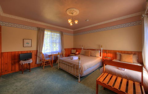 Alexandria Bed And Breakfast - New Castle Tourism 2