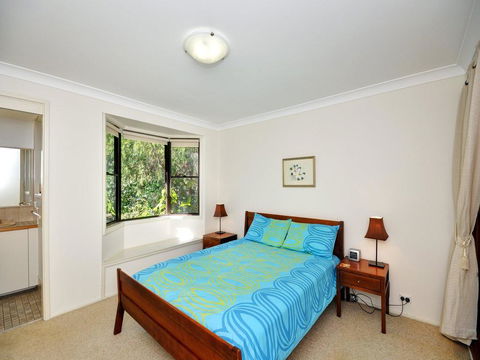 All Decked Out - Pet Friendly - Newcastle Accommodation 3