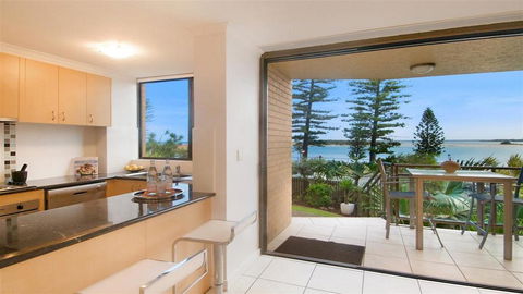 Allamanda U2, - Awesome Location - - New Castle Tourism 0
