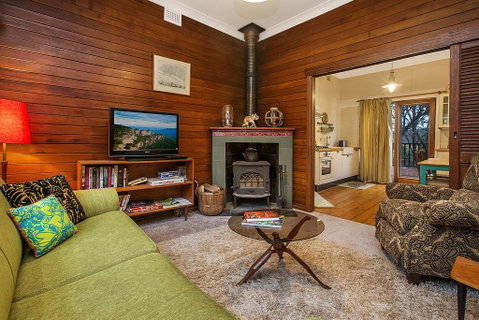 Allambee - Newcastle Accommodation 3