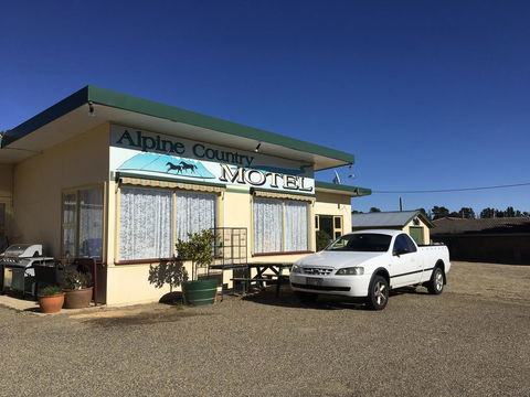 Alpine Country Motel - Newcastle Accommodation 1