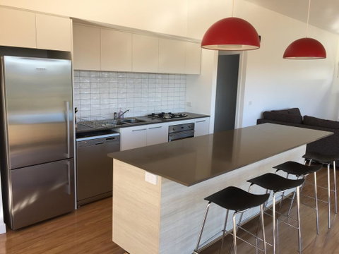 Alpine Freedom - Newcastle Accommodation 2