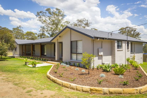Amani - Newcastle Accommodation 2