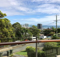 Amazing apartment ocean views and hot tub on balcony - Coolangatta - Newcastle Accommodation