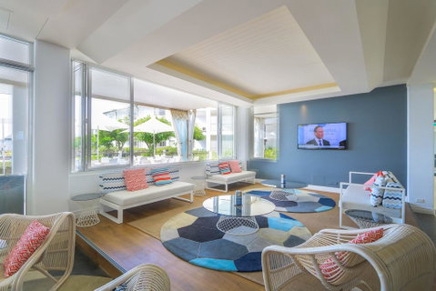 Amazing Ocean Views Resort Apartment - Newcastle Accommodation 3