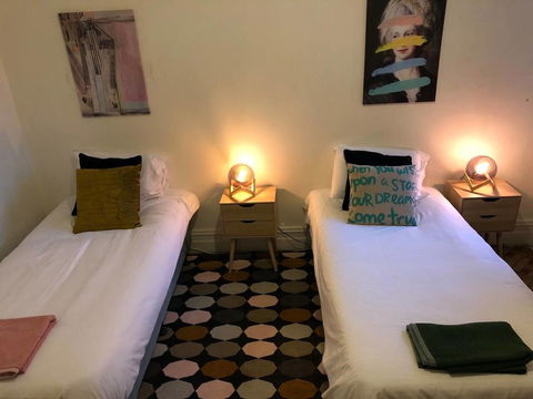 Amazing River Views - Fabulous Footscray Fun!!! - Newcastle Accommodation 3