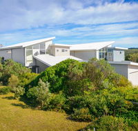Anchors Beach House - Newcastle Accommodation