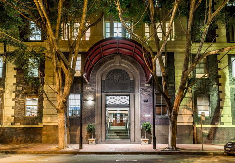 Apartments @ 243 Pyrmont - New Castle Tourism 1