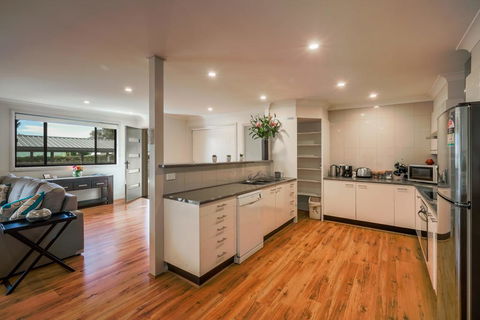 Apartments On Allingham - New Castle Tourism 2