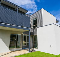 Aquilla Townhouse 6 - New Castle Tourism
