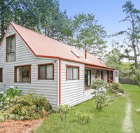 Arcadia Cottage - Newcastle Accommodation