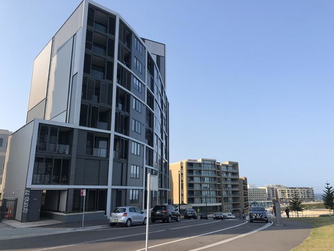 Arena On The Beach - New Castle Tourism 1