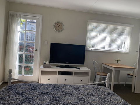 Aroha Studio - New Castle Tourism 3