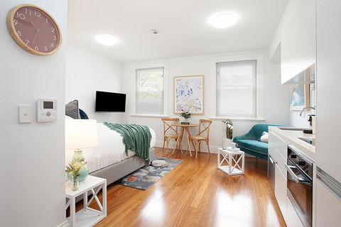 Art Deco Designer Studio In Lewisham - Newcastle Accommodation 0