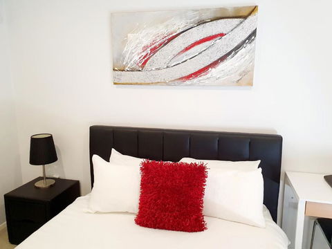 M5 West Perth Studio Apartment Near Kings Park - Newcastle Accommodation 0