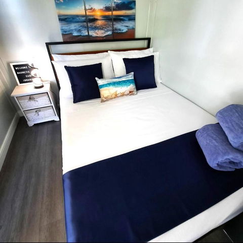 MAGNETIC CABIN Entire Studio On Magnetic Island - Newcastle Accommodation 0