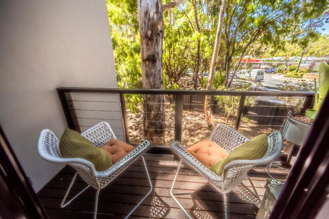 MARGARET FOREST RETREAT Apartment 129 - Located Within Margaret Forest, In The Heart Of The Town Centre Of Margaret River, Spa Apartment! - Newcastle Accommodation 0