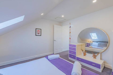 MELVINGTON BOUTIQUE APARTMENT IN HOBART CBD O - Newcastle Accommodation 3